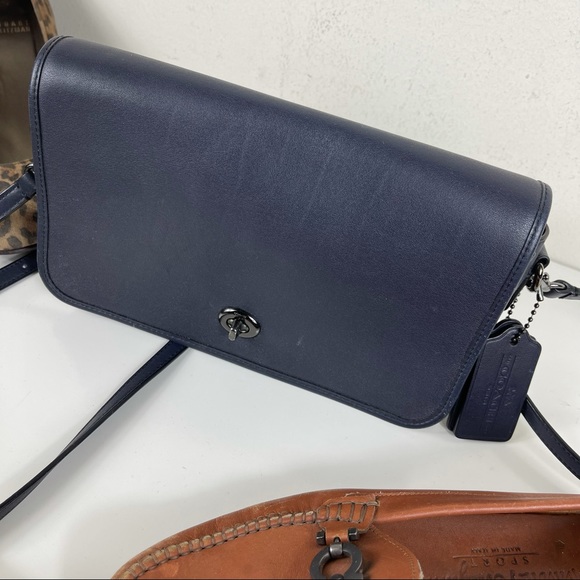 COACH Classic Turnlock Leather Crossbody Shoulder Bag In Glovetanned Leather - Picture 5 of 14